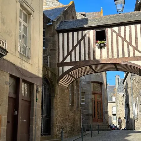 St-malo Intramuros アパート *